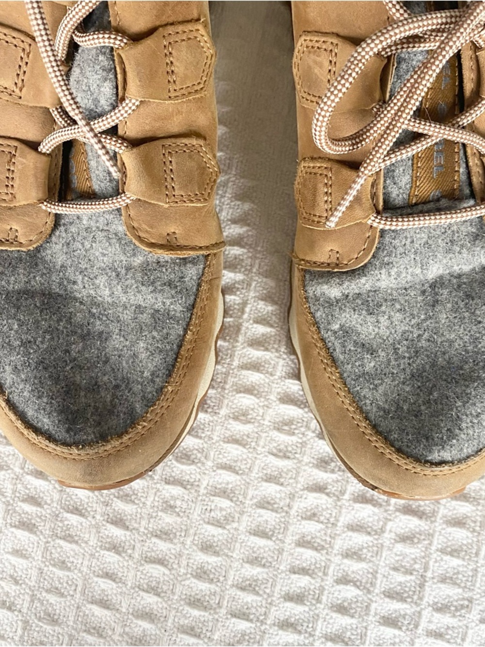 Sorel Tan Leather & Gray Wool Casual Lace-Up Boots size 10 - Picture 2 of 12